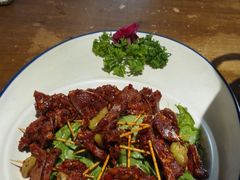 -白乐天毛肚火锅馆(解放碑店)