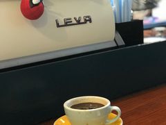 -Be Lived Cafe比例咖啡(摩天轮店)