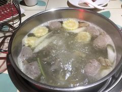 爆款牛丸锅-南城十里潮汕鲜牛火锅·鲜虾生滚粥(融汇老商埠店)
