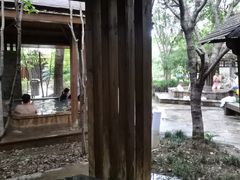 -张家港金凤凰度假村温泉