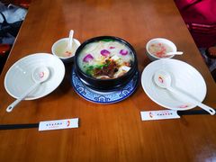 -双桥园·云南过桥米线(古城南门店)