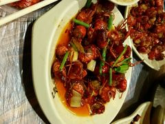 -巴厘龙虾·榜首油焖大虾(音乐学院·沿江酒馆店)