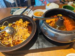 -云海肴·汽锅鸡·云南菜(天山百盛优客店)