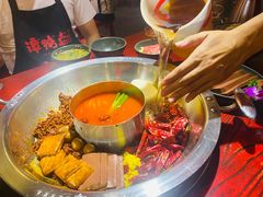 -谭鸭血老火锅(远大购物广场店)