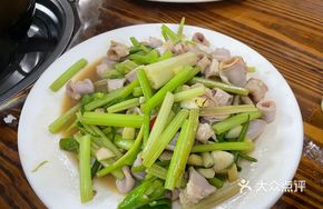Stir-fried Intestine with Celery