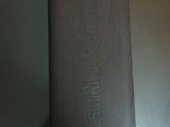 眼镜盒-MiRi眼镜连锁·蔡司·尼康控优点合作店(莘庄店)