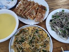 -溢心园香河肉饼总店