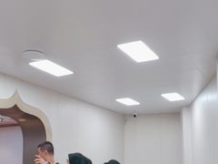 -贯贯吉·清真餐厅(浙江中路店)