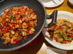 -爱碗亭·鲜炒湖南菜(壹城中心店)