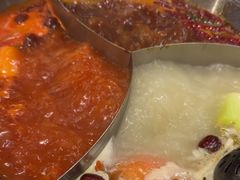 -百年川椒重庆老火锅(光谷店)