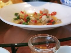 -头上红煨盐鸡·非遗院子餐厅