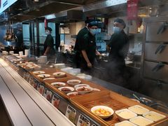 自助取餐区-老乡鸡(上海品尊国际中心店)