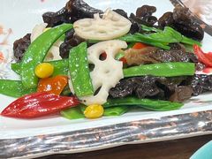 -清真·玛丽亚新疆菜主题餐厅(浙江中路店)