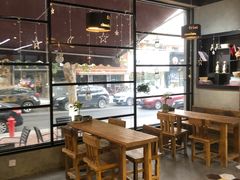 -啊噗吐呦现场烘焙(麦凯乐店)