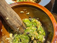 皮蛋青椒擂茄子-费大厨辣椒炒肉(万家丽一店)