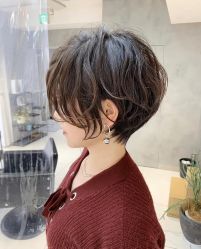 -变画·发型STUDIO