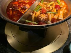 -湊湊火锅·茶憩(新中关购物中心店)