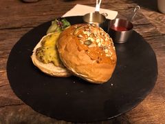 -HIGH FIVE哈福手工汉堡(桂林路店)