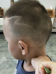 -V8潮牌·接发烫染连锁