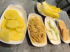 -光头药膳鸡(莱茵小镇店)