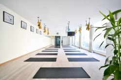 -一伽瑜伽·普拉提