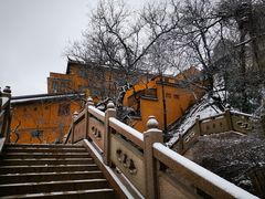 -灵岩山风景区