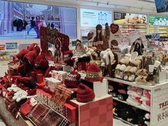 -名创优品(广东省广州琶洲保利广场店)