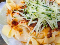 -艾力江和田馕坑烤肉店