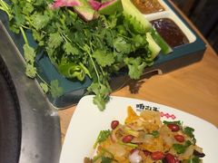 -咱屯子铁锅炖直营店(保利店)