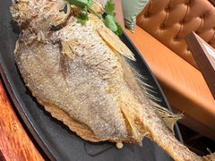 潮煎黄花鱼-潮界(LU·ONE凯德晶萃广场店)