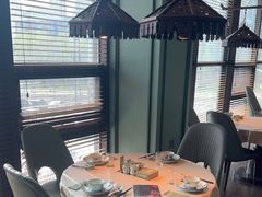 -八府香鸭·啫啫煲(华山路店)