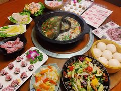 -景明轩•养生酸汤鱼火锅 云贵鲜菌 现舂野果酸汤(王寨小区店)