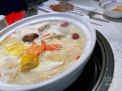 -三人行骨头王火锅(长寿店)