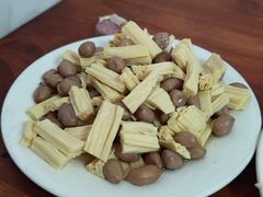 -宝瑞门钉肉饼店