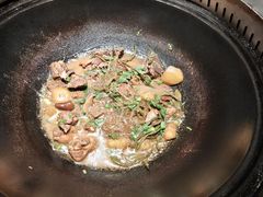 -锅老头海鲜铁锅炖