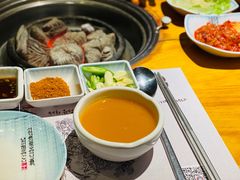 -唯成•韩国炭火烤肉 유성고기