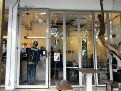 -Roast8ry Coffee Lab