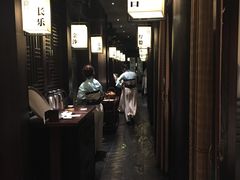 -余欢领鲜火锅(新街口店)