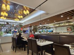 -腾阁自助餐厅(朝林广场店)