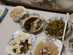 -汤泉良子·沐足·颂钵疗愈·SPA(珠江新城店)
