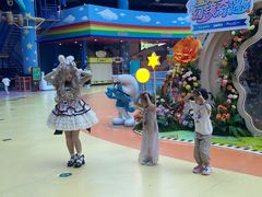 -蓝精灵乐园·世茂精灵之城主题乐园