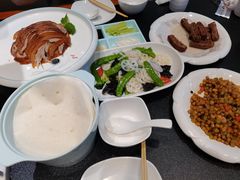 -紫光园·烤鸭·北京菜(团结湖店)