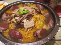 杀猪烩菜-吴记酱骨炖菜馆(西大直街店)