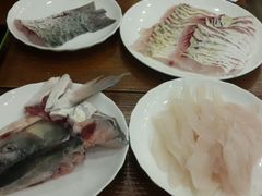 -正能量脆肉鲩火锅