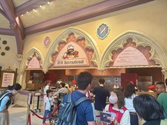 -皇室宴会厅(香港迪士尼乐园)