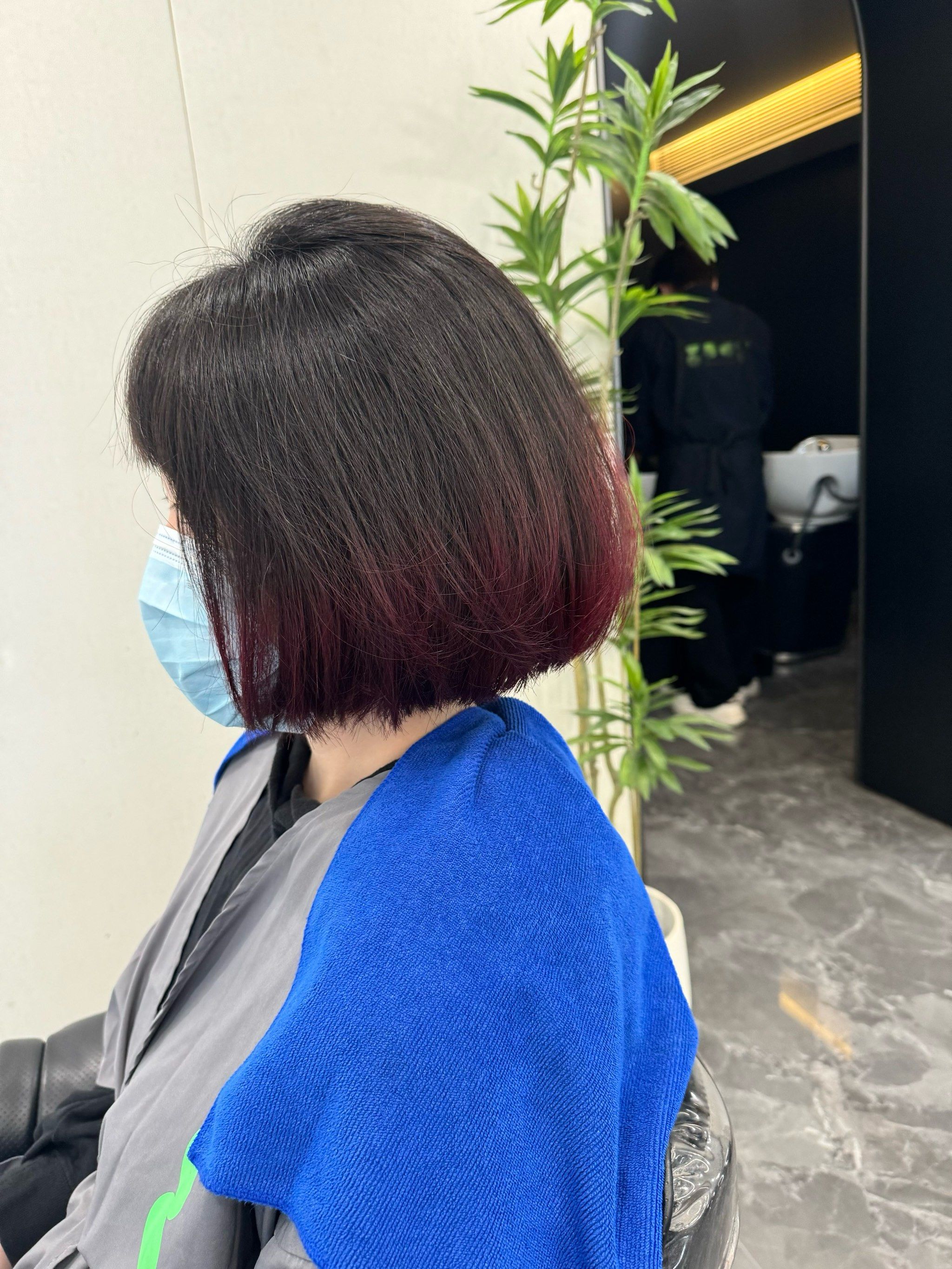 短发设计染渐变紫
