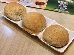 酥皮焗叉烧包-添好运点心专门店(北角店)