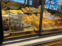 面包甜点陈列柜-多乐之日(和平伊势丹店)