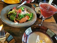 -SISTERS BAR RESTAURANT川意酒馆(嘉善老市H楼店)