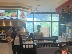 -老周家酱卤猪蹄私房菜(克拉玛依西街店)